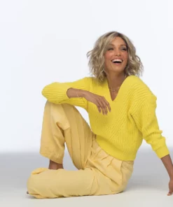 Alternative view of Arlo