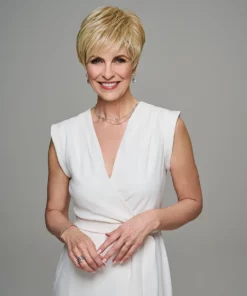 Alternative view of Dream Debut