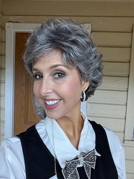 Lily in White Russian 51F44